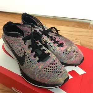 NIKE Flyknit Racer Women SZ 5 / Multicolor